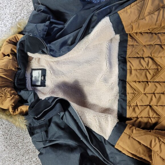 Legendary Whitetails Jacket Women's XL Gray Fur Hood Full Zip Warm - Picture 3 of 6